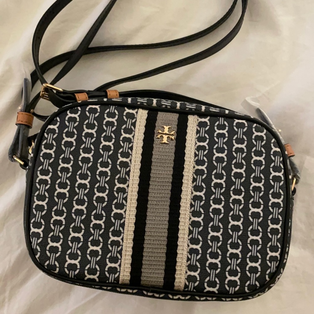 Tory Burch Gemini Link Small Crossbody